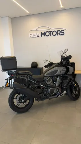 HARLEY-DAVIDSON PAN AMERICA 1250 S 