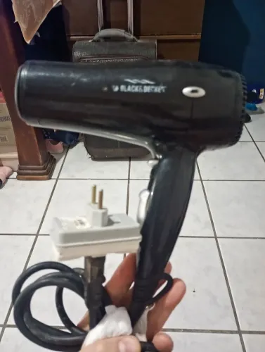 Secador de Cabelo Black+Decker 127V - Funcionando Perfeitamente