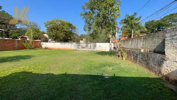 Chácara à venda em Jaguariúna, Núcleo Urbano Parque Ana Helena, com 3 quartos, com 1050 m²