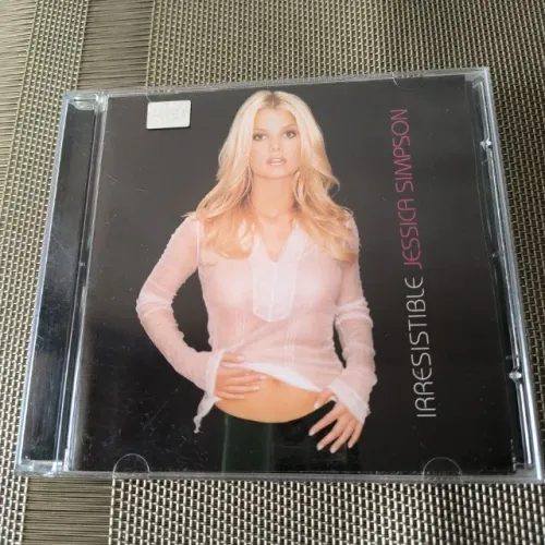 cd Jessica Simpson - Irresistible (2001) RARO - Excelente estado