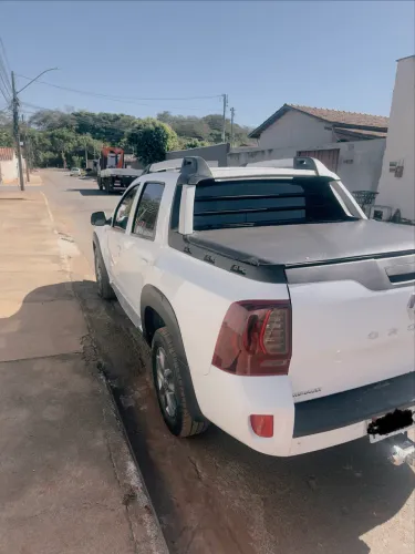 Renault Duster Oroch Dyna. 2.0 Hi-flex 16V Aut. 2017