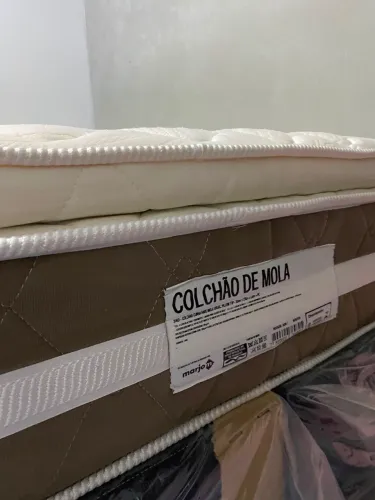 Cama queen + base