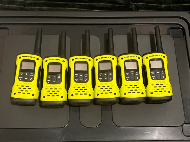 Rádio Comunicador Motorola Talkabout T600BR H2O - Original | IP67 | Até 35 km de Alcance