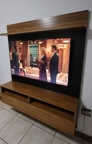 RACK PARA SALA TV PAREDE SUSPENSO FREIJÓ