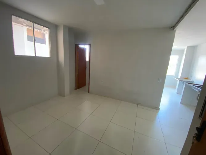 Imóvel para aluguel tem 70 metros quadrados com 2 quartos em Vila Independência - Cariacic