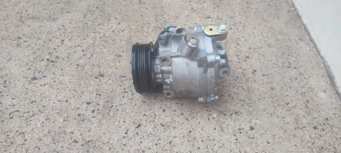 Compressor De Ar Condicionado Automotivo (No Estado / Sem Teste)