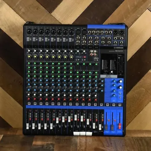 Mesa profissional Yamaha Mx 16 Xu