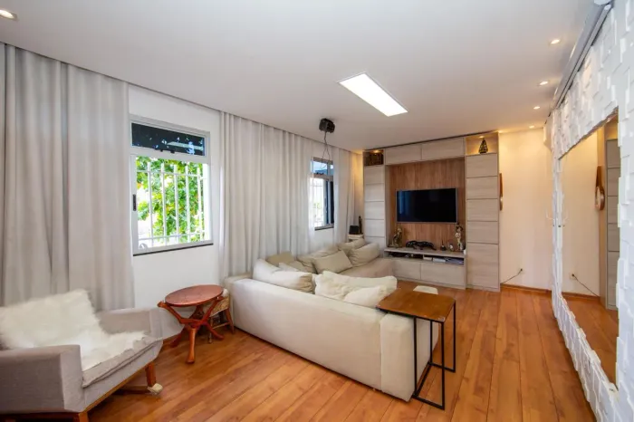 Apartamento à Venda - Dom Cabral, 2 Quartos, 70 m2