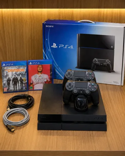 Ps4 com 500GB + 2 controles + 2 jogos - Original