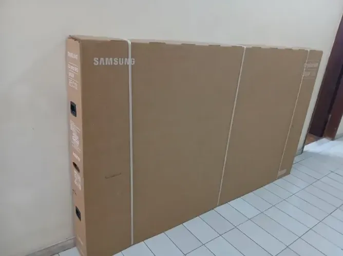 [Novo/Lacrado] Televisão Samsung Smart TV 85" Crystal UHD 4K U8600F
