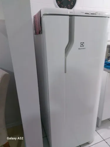 Geladeira electrolux