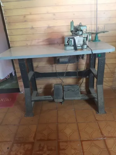 Máquina Overlock semi-industrial! 50% de desconto