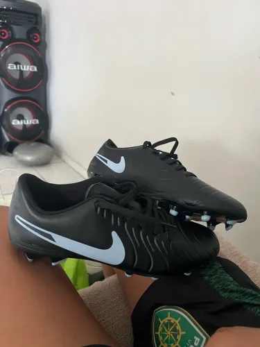 Chuteira Nike Mercurial