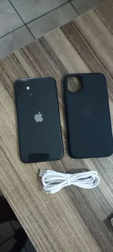 I phone 11 64Gb, face Id ok com carregador