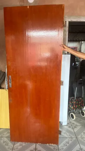 Porta de Madeira 2,10x0,80 Revestimento Premium c/ Maçaneta