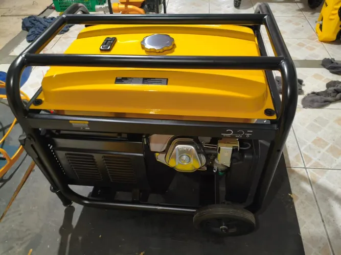 Gerador a gasolina 6000 Kva Vonder novo<br>10 x de R$ 350 no cartão ou R$ 2.990 avista!
