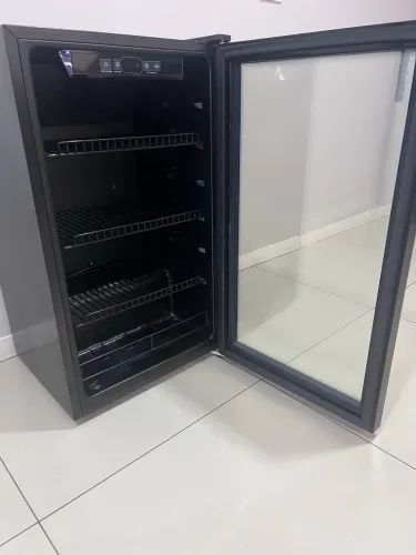 Cervejeira Midea