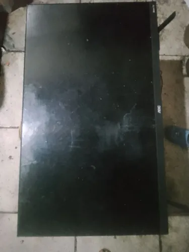Tv AOC 32 polegadas com defeito 