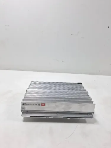 Módulo Amplificador Do Som Hyundai Azera 3.0 2013 