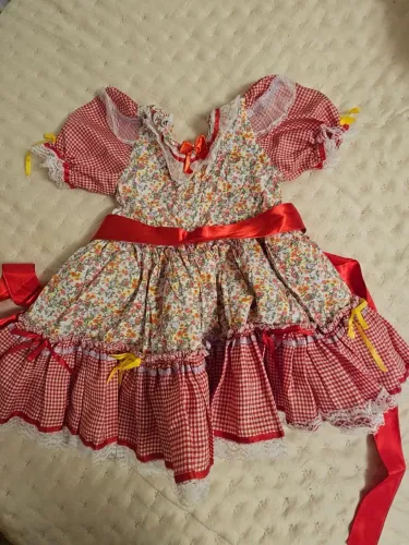 Vestido caipira menina