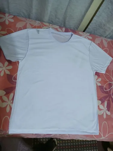 Camisas brancas