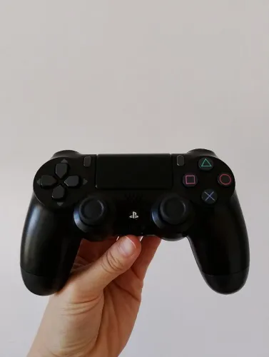 Controle sem fio estilo PS4 - Excelente estado