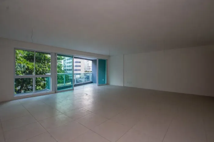 Apartamento para vender com 3 quartos Pina