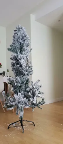 Árvore de Natal 1,50m - Efeito Nevado nos Galhos