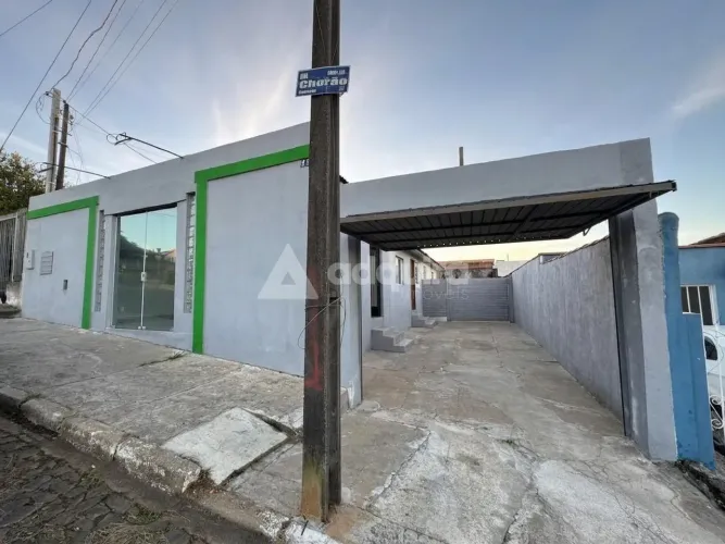 Casa com salão comercial no Contorno