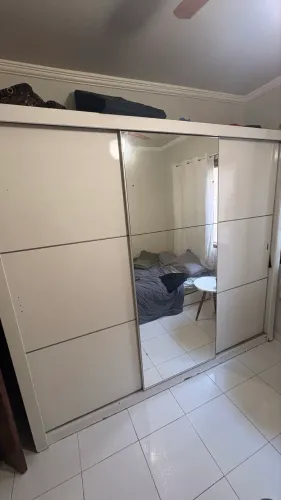 Guarda Roupa