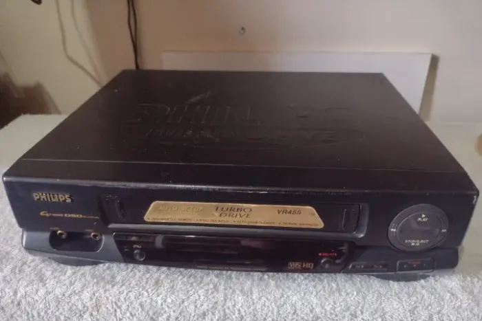 Videocassete Philips VR-455
