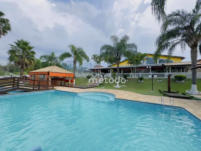 Chácara com 7 quartos à venda, 11000 m² por R$ 7.000.000 - Bairro Parque Agrinco - Guarare