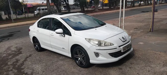 Peugeot 408 Sedan Griffe 1.6 Turbo 16V 4P Aut. 2014