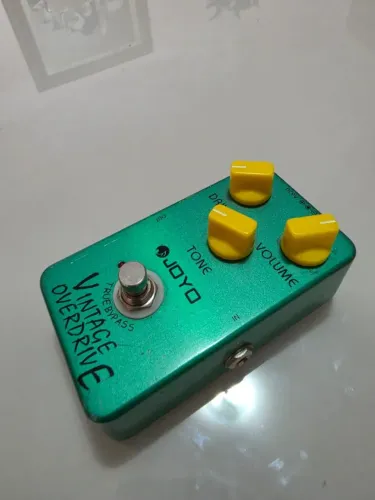 Joyo Vintage Overdrive - Tipo Tube Screamer (TS) - Overdrive Clássico