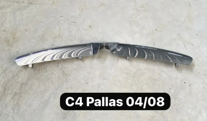 Friso Cromado Tampa Traseira C4 Pallas Original 2004/2008