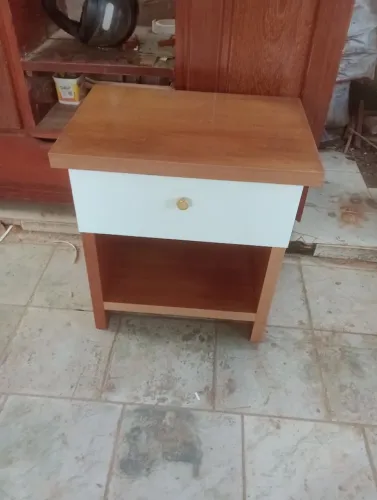 Criado mudo 