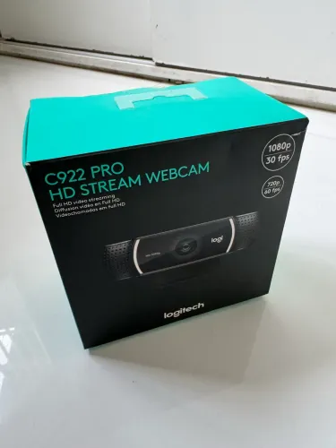 Webcam Logitech C922 Pro Full HD 1080p - Na Caixa - Oportunidade