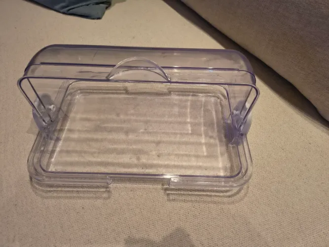 Porta pães em acrílico