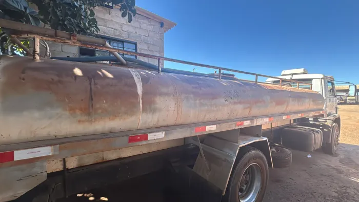 Tanque pipa 12 mil litros ano 2009