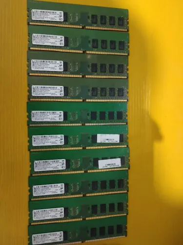 10 pentes de memória DDR4 4GB