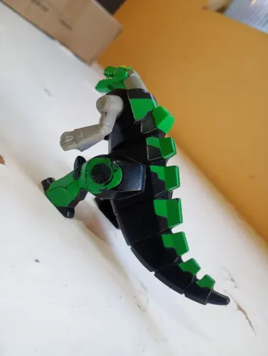 Boneco transformers