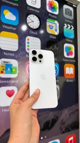 iPhone 16 PRO MAX ( branco) 256GB - um ótimo presente do dia dos namorados ?