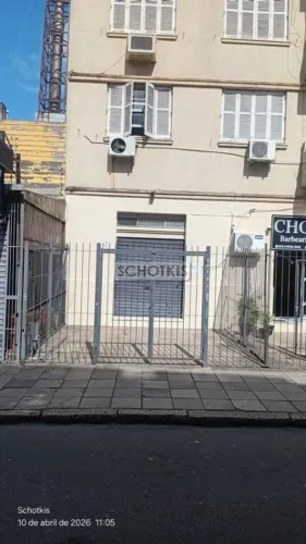 IMOBILIÁRIA SCHOTKIS ALUGA LOJA TÉRREA DE FRENTE, NA GEN. LIMA E SILVA ENTRE SARMENTO LEIT