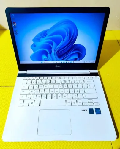 Notebook LG Ultra Slim Quad Core 8gb Ram Ssd 128gb Tela 14 Led