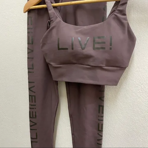 Conjunto live marrom