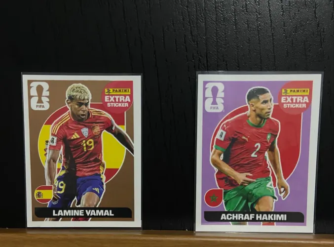 Vendo Figurinha Legend Lamine Yamal ( Bronze ), com hakimi ( lilas ) de brinde.