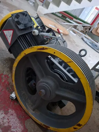 Motor