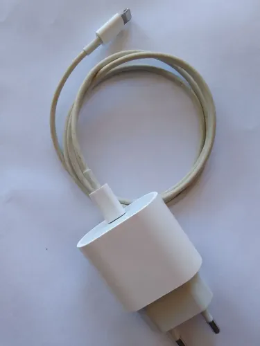 Carregador apple iphone usb c power adapter 20w original