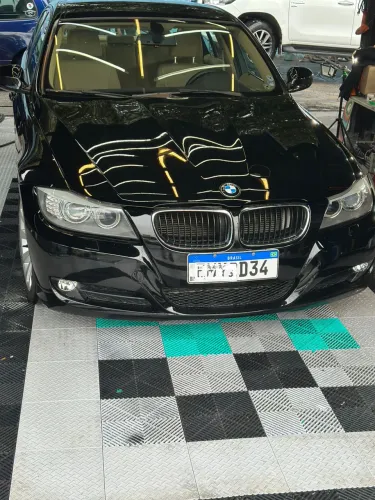 BMW 320I A 2011