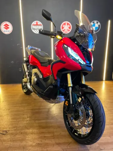 HONDA X-ADV 750 NOVÍSSIMA